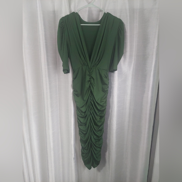Deep v-neck ruched bodycon dress dark green size medium - Picture 2 of 8